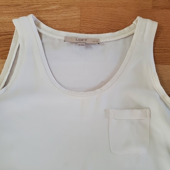 Loft Off-White Sleeveless Blouse - Picture 5 of 7